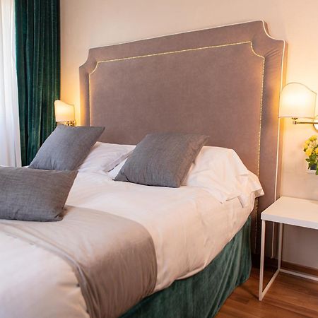 Hotel Viscardo Forte dei Marmi Buitenkant foto