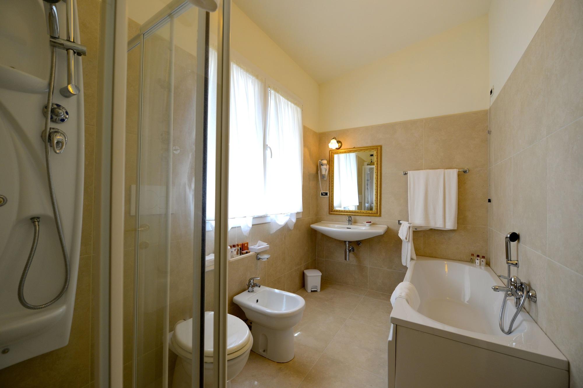 Hotel Viscardo Forte dei Marmi Buitenkant foto