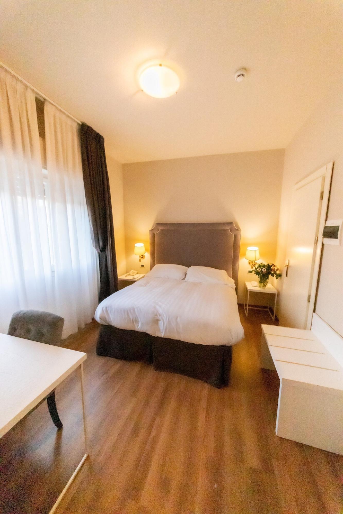 Hotel Viscardo Forte dei Marmi Buitenkant foto