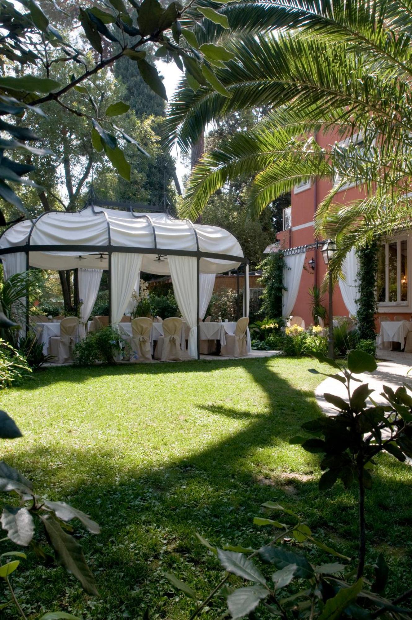 Hotel Viscardo Forte dei Marmi Buitenkant foto