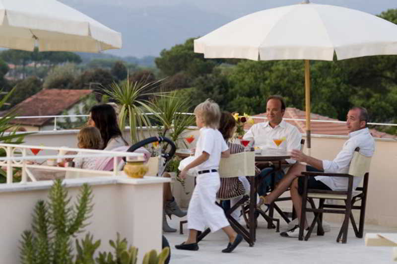Hotel Viscardo Forte dei Marmi Buitenkant foto