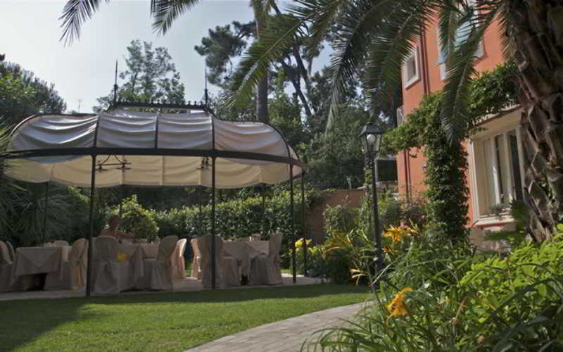 Hotel Viscardo Forte dei Marmi Buitenkant foto