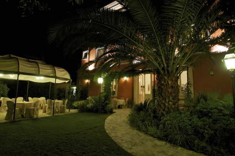 Hotel Viscardo Forte dei Marmi Buitenkant foto