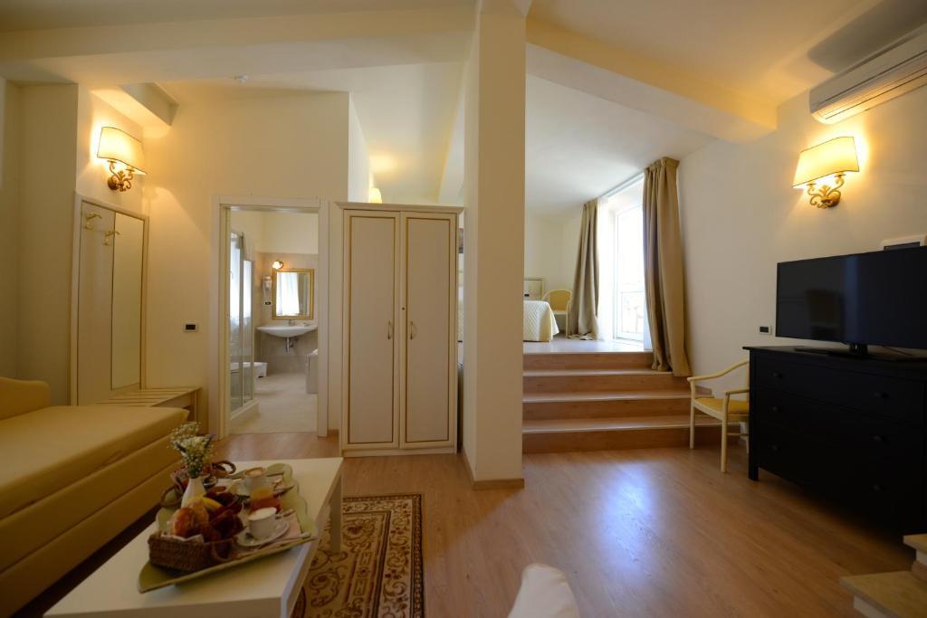 Hotel Viscardo Forte dei Marmi Kamer foto